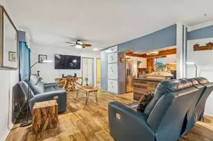 7551 17th Ln N, Saint Petersburg, FL 33702 - Photo 5