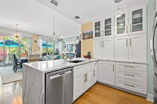 475 2nd St N, Saint Petersburg, FL 33701 - Photo 7