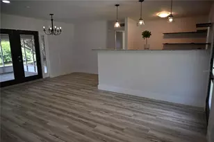 8609 Driftwood Dr, Tampa, FL 33615 - Photo 21