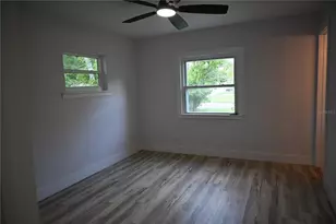 8609 Driftwood Dr, Tampa, FL 33615 - Photo 11