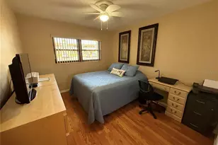 2401 Franciscan Dr, Clearwater, FL 33763 - Photo 9