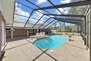 2921 Chelsea Woods Dr, Valrico, FL 33596 - Photo 39