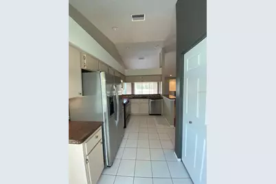 1144 Key West Ct, Wesley Chapel, FL 33544 - Photo 9