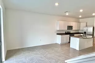 3514 White Dandelion Ct, Plant City, FL 33565 - Photo 7