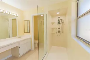 3908 Rosedale Dr, Brandon, FL 33511 - Photo 11