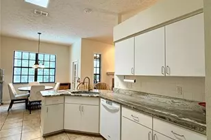 7964 Roundelay Dr, New Port Richey, FL 34654 - Photo 11