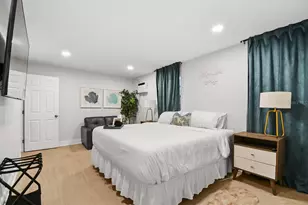 13837 76th Ave, Seminole, FL 33776 - Photo 35