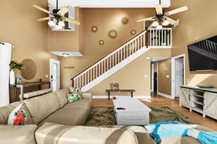 13837 76th Ave, Seminole, FL 33776 - Photo 9