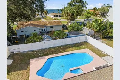 318 Country Club Drive, Oldsmar, FL 34677 - Photo 47