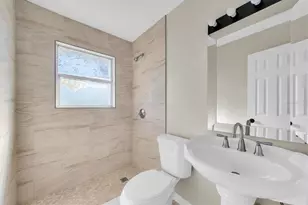 1607 18th St E, Palmetto, FL 34221 - Photo 19