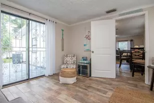 4325 5th Ave S, Saint Petersburg, FL 33711 - Photo 9