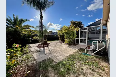 11418 Glenmont Drive, Tampa, FL 33635 - Photo 9