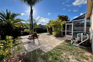 11418 Glenmont Dr, Tampa, FL 33635 - Photo 9