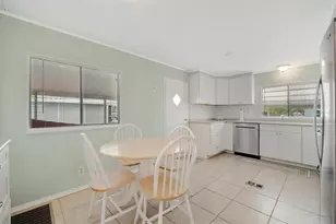 110 E St Lucia Loop, Apollo Beach, FL 33572 - Photo 11