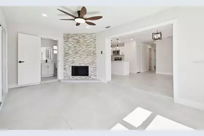 4715 W Wisconsin Avenue, Tampa, FL 33616 - Photo 17