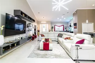 21812 N Carson Dr, Land O Lakes, FL 34639 - Photo 13