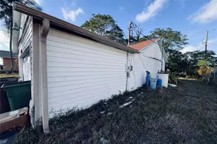 2247 SW 4th St, Cape Coral, FL 33991 - Photo 5