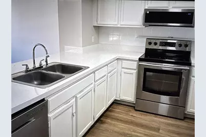 4755 Puritan Circle #521, Tampa, FL 33617 - Photo 3