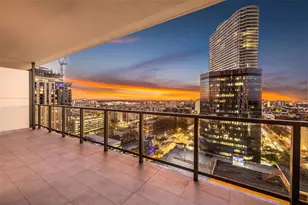 275 1st Ave S, Saint Petersburg, FL 33701 - Photo 9