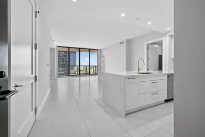 275 1st Ave S #1708, Saint Petersburg, FL 33701 - Photo 9