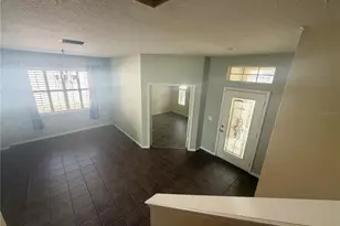 10119 Heather Sound Dr, Tampa, FL 33647 - Photo 3