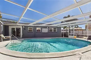 1801 58th St S, Gulfport, FL 33707 - Photo 31