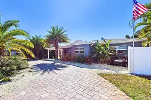1801 58th St S, Gulfport, FL 33707 - Photo 3