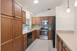 2329 E Orangehill Ave, Palm Harbor, FL 34683 - Photo 9