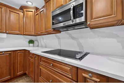 8718 Palisades Drive, Tampa, FL 33615 - Photo 13