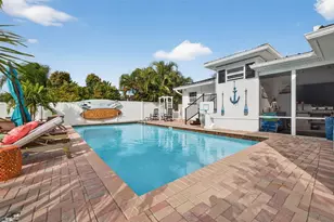 8718 Palisades Dr, Tampa, FL 33615 - Photo 39