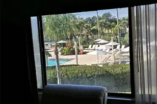 4774 Fox Hunt Ln, Wesley Chapel, FL 33543 - Photo 3