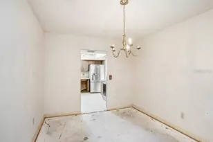 501 Hillpine Way, Brandon, FL 33510 - Photo 13