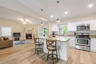 2156 Little Brook Ln, Clearwater, FL 33763 - Photo 13
