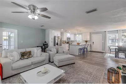 11615 Park Boulevard, Seminole, FL 33772 - Photo 7