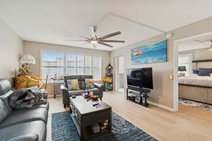 5220 Brittany Dr S, Saint Petersburg, FL 33715 - Photo 15