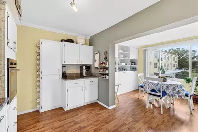 2040 World Parkway Boulevard #34, Clearwater, FL 33763 - Photo 9