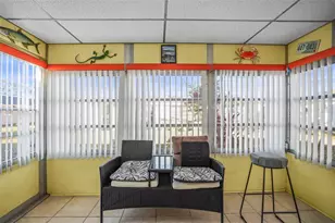 242 Sky Loch Dr E, Dunedin, FL 34698 - Photo 19