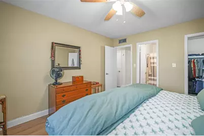 242 Sky Loch Drive E, Dunedin, FL 34698 - Photo 11