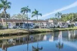 242 Sky Loch Dr E, Dunedin, FL 34698 - Photo 37