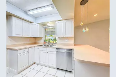 1961 Canadiana Court, Dunedin, FL 34698 - Photo 15