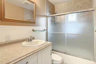 5400 3rd Ave N, Saint Petersburg, FL 33710 - Photo 29