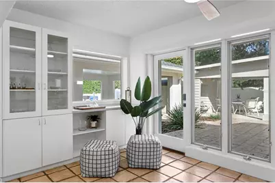 12915 Golf Crest Terrace, Tampa, FL 33618 - Photo 29