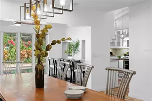 12915 Golf Crest Terrace, Tampa, FL 33618 - Photo 29