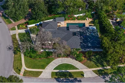 12915 Golf Crest Terrace, Tampa, FL 33618 - Photo 1