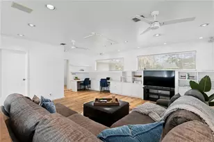 12915 Golf Crest Terrace, Tampa, FL 33618 - Photo 53