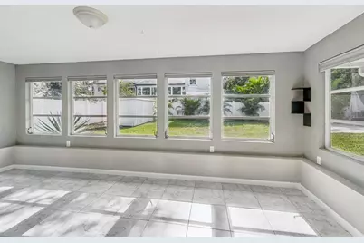 3010 Pinellas Point Drive S, Saint Petersburg, FL 33712 - Photo 23