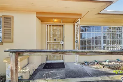 2228 NE Coachman Road, Clearwater, FL 33765 - Photo 7