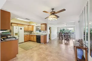 2228 NE Coachman Rd, Clearwater, FL 33765 - Photo 21