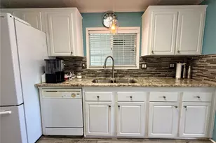 221 N St George Cir, Apollo Beach, FL 33572 - Photo 7