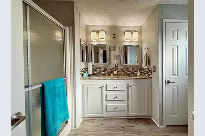 221 N Saint George Circle, Apollo Beach, FL 33572 - Photo 11
